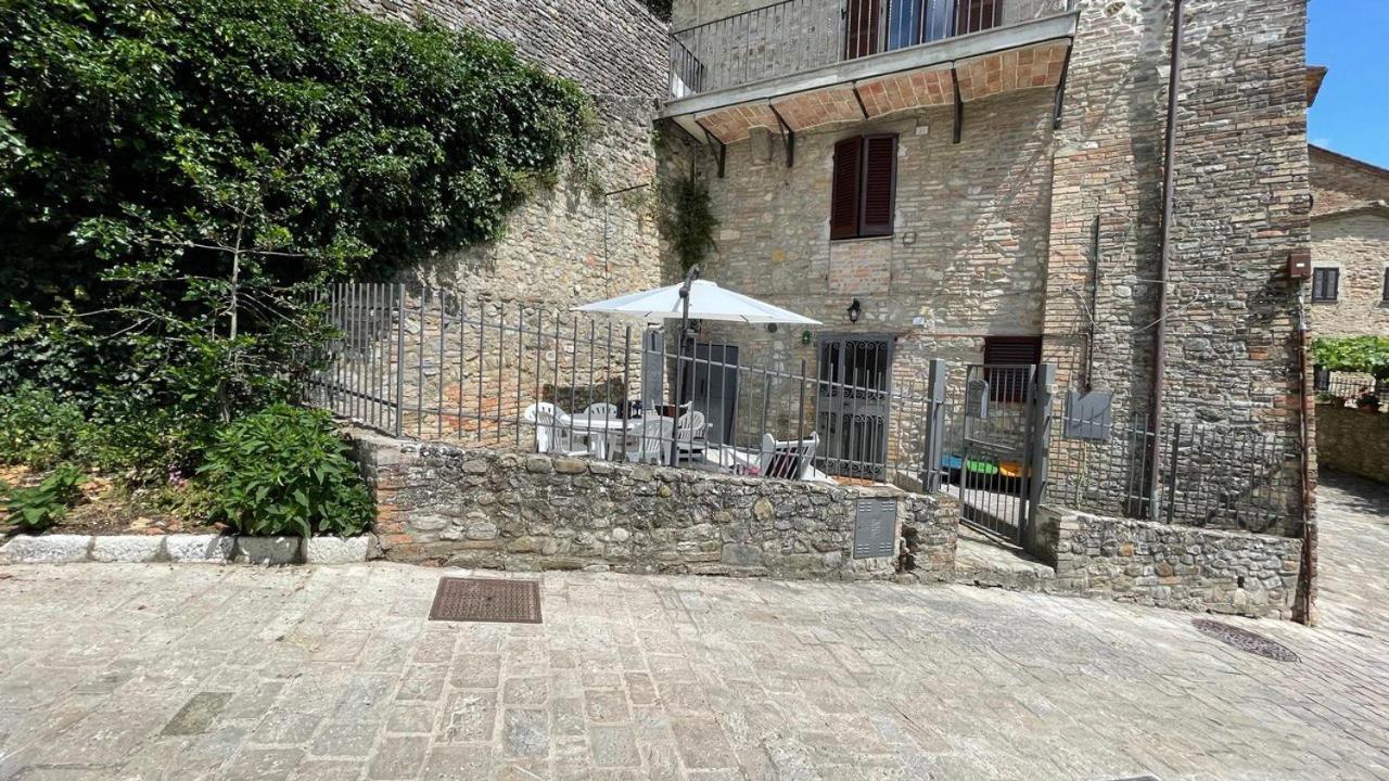 فيلا Casa Di Duccio مونتوني المظهر الخارجي الصورة